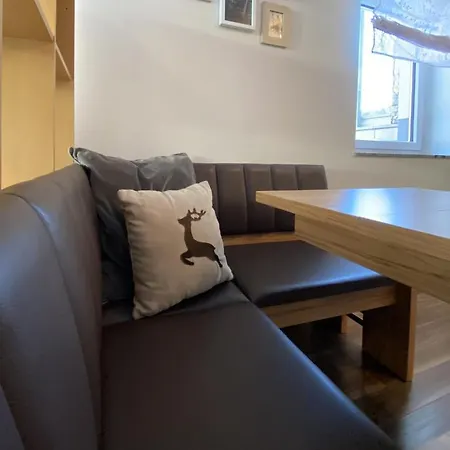 Bernadette Apartament Goldegg